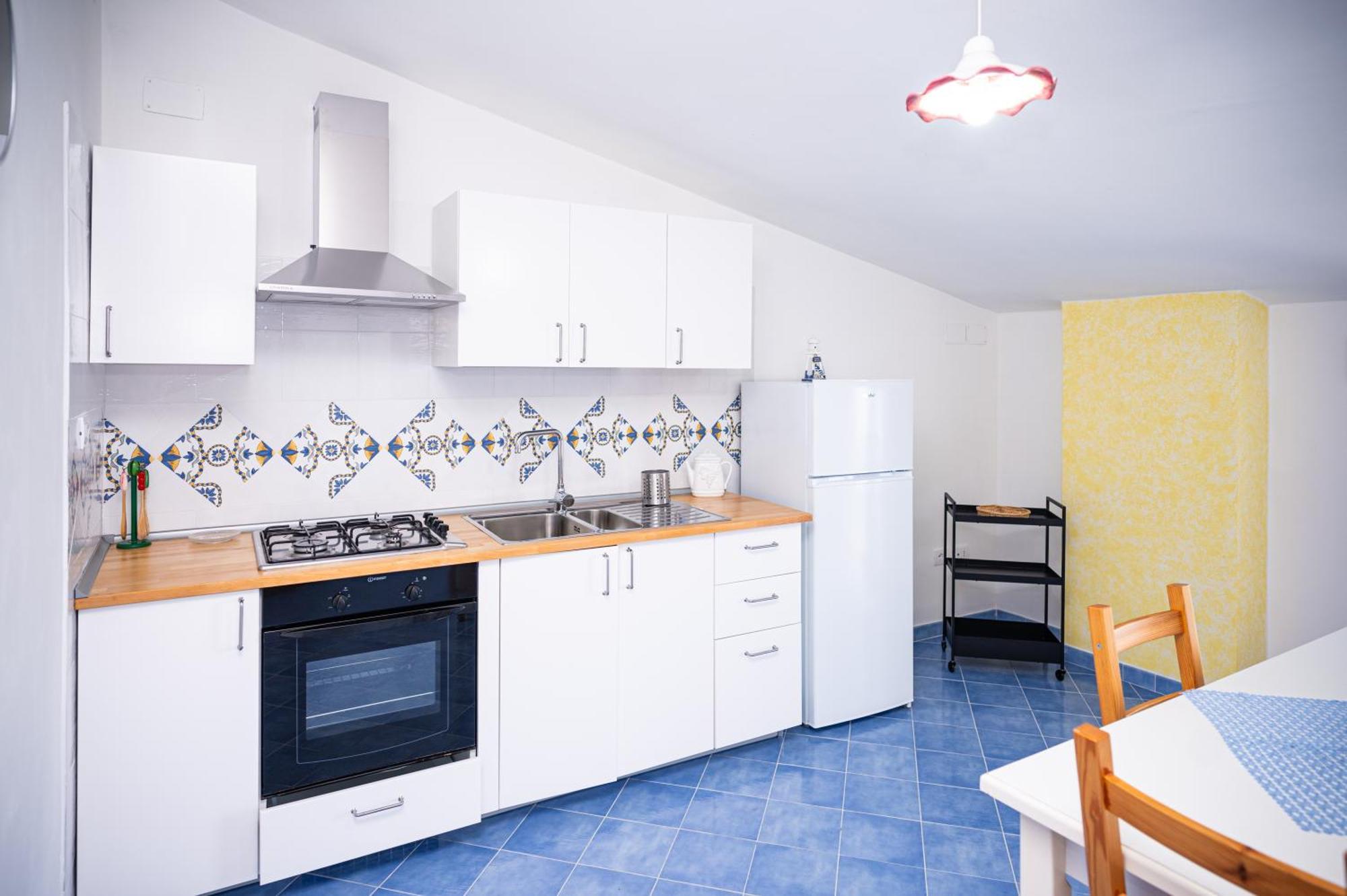 La Casa Del Maestro Attico Lägenhet Pisciotta Exteriör bild