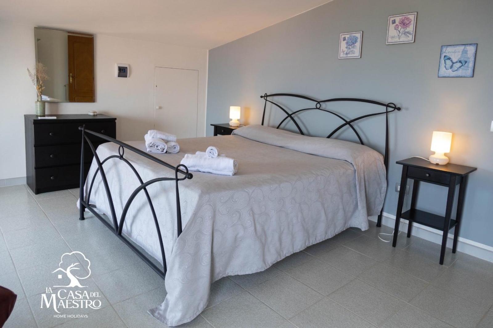 La Casa Del Maestro Attico Lägenhet Pisciotta Exteriör bild