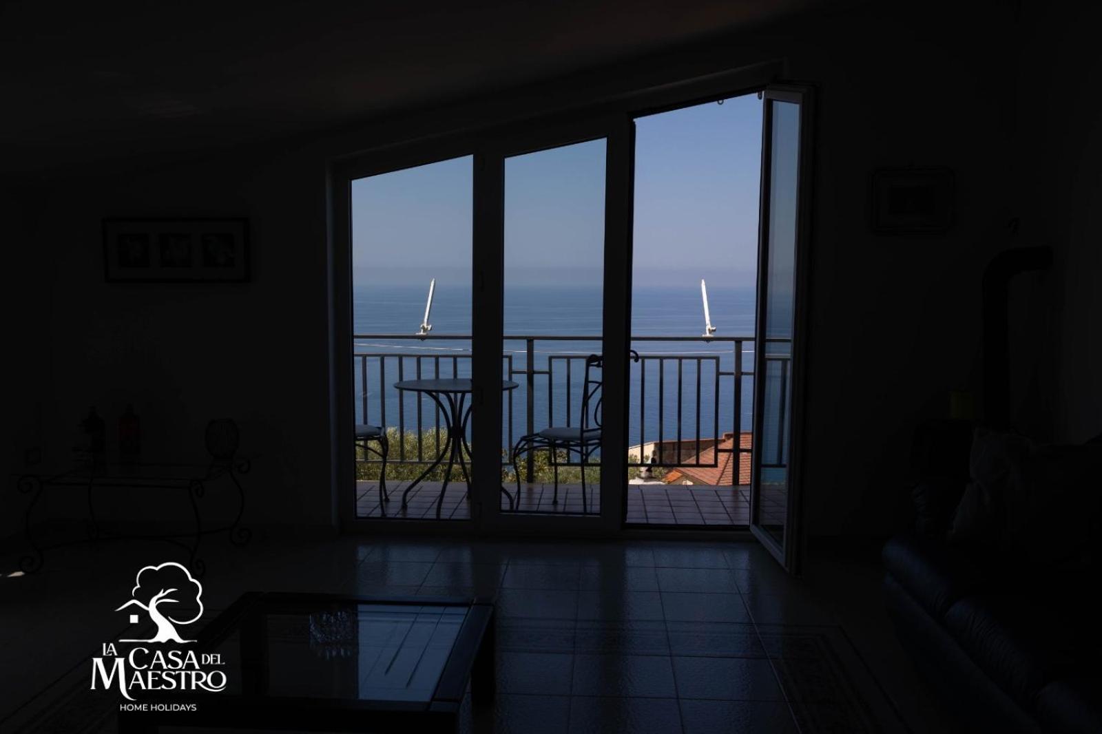 La Casa Del Maestro Attico Lägenhet Pisciotta Exteriör bild